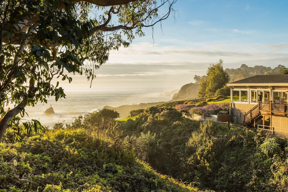 SCP Mendocino Coast Lodge featured exterior or lobby in Albion, CA — similar hotel