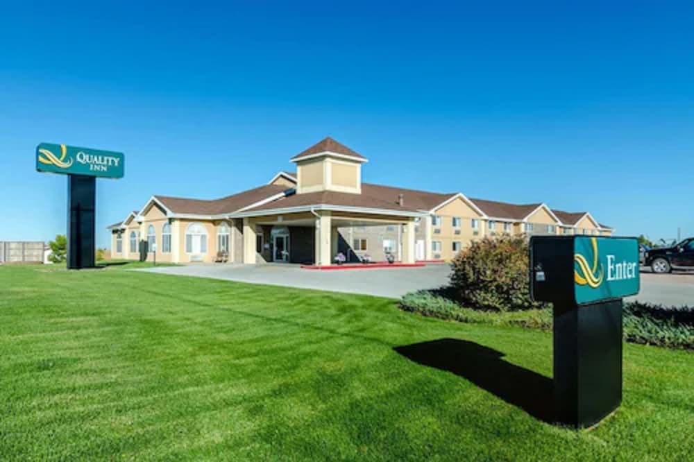 Quality Inn Alliance featured exterior or lobby in Alliance, NE — similar hotel
