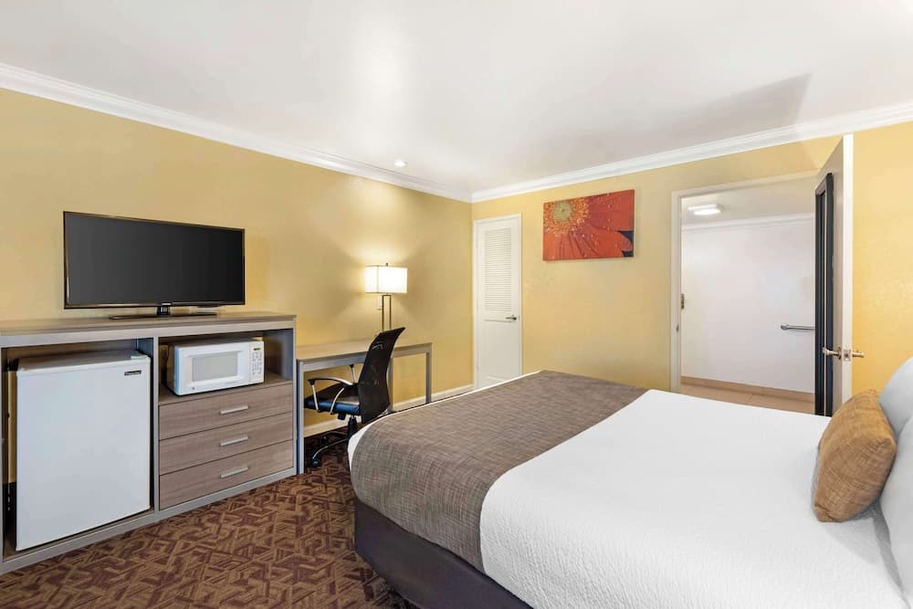 Best Western Hanford Inn gallery photo in Hanford, CA — image 27