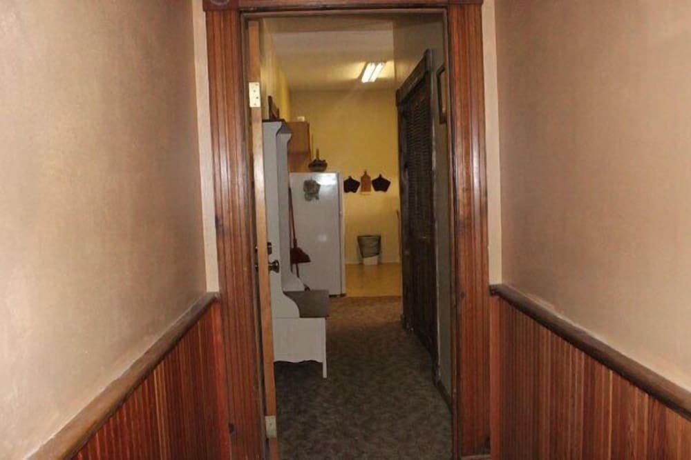 Smedley's Suites property views in Silverton, CO — gallery photo 3