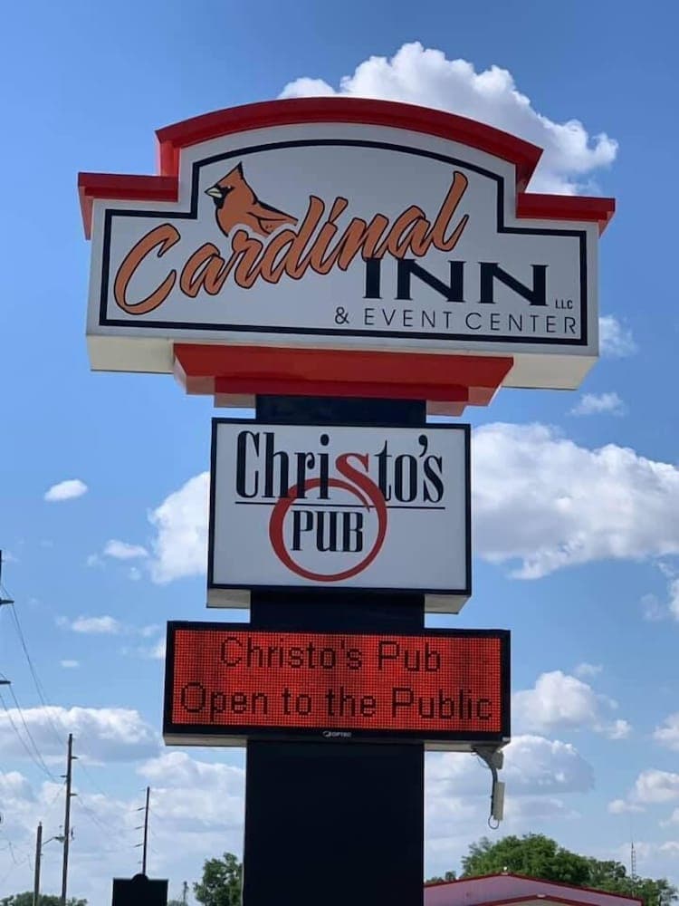 Cardinal Inn & Event Center interior in Albion, NE — gallery photo 2