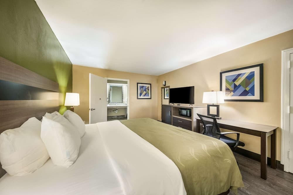 Quality Inn & Suites Garland - East Dallas gallery photo in Garland, TX — image 36
