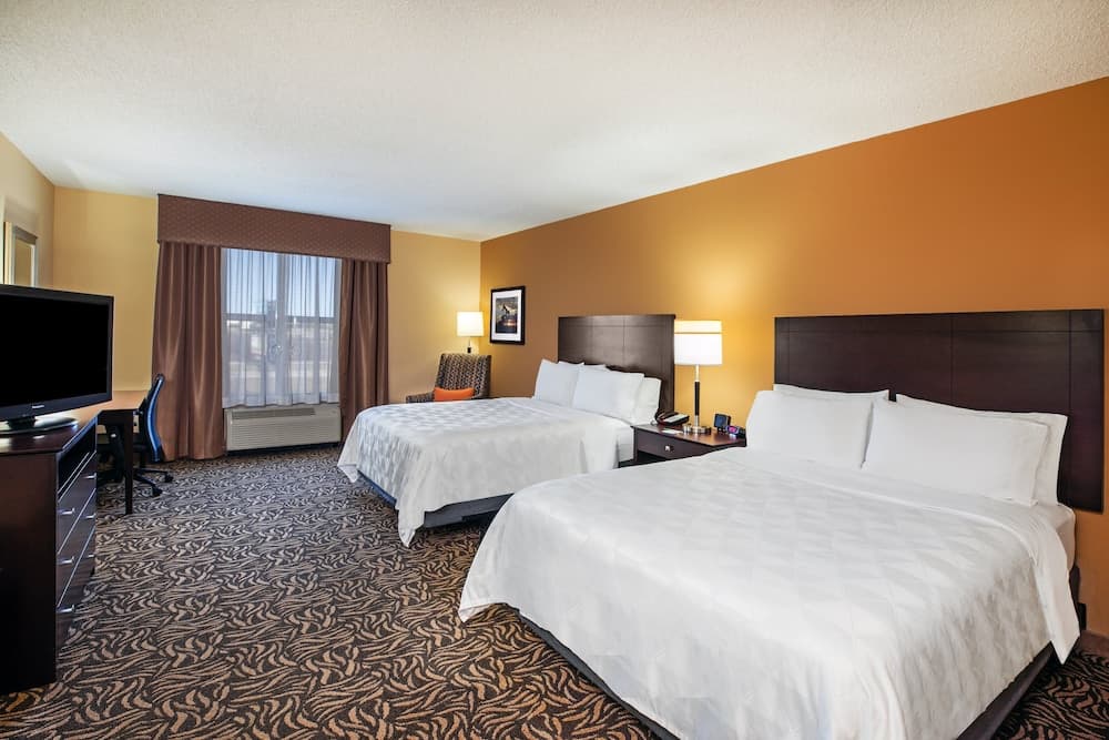 Holiday Inn Ardmore I-35 by IHG property views in Ardmore, OK — gallery photo 3