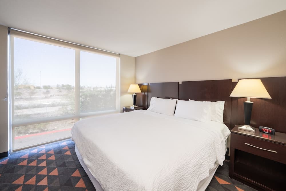 South Country Suites interior in Mesa, AZ — gallery photo 2