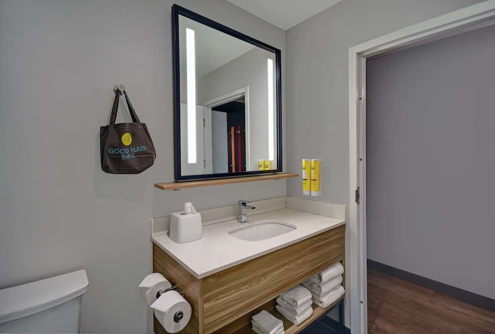 Tru By Hilton Troy Detroit, Mi gallery photo in Troy, MI — image 5