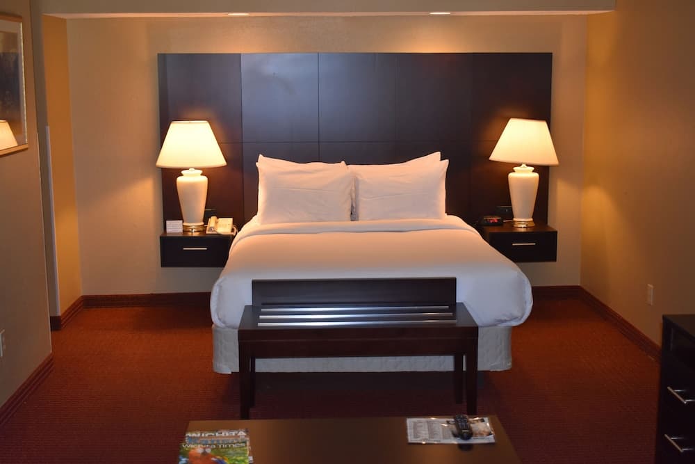 Hawthorn Extended Stay by Wyndham Wichita featured exterior or lobby in Wichita, KS — similar hotel