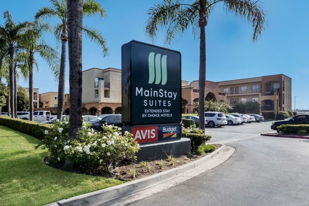 MainStay Suites John Wayne Airport by Choice Hotels gallery photo in Santa Ana, CA — image 52