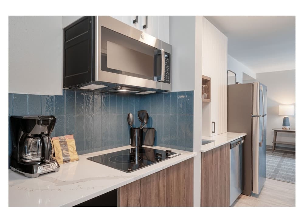 Staybridge Suites Federal Way - Seattle South by IHG property views in Federal Way, WA — gallery photo 3