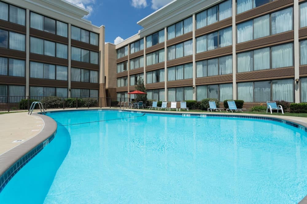 Holiday Inn Harrisburg - Hershey Area, I-81 by IHG gallery photo in Grantville, PA — image 45
