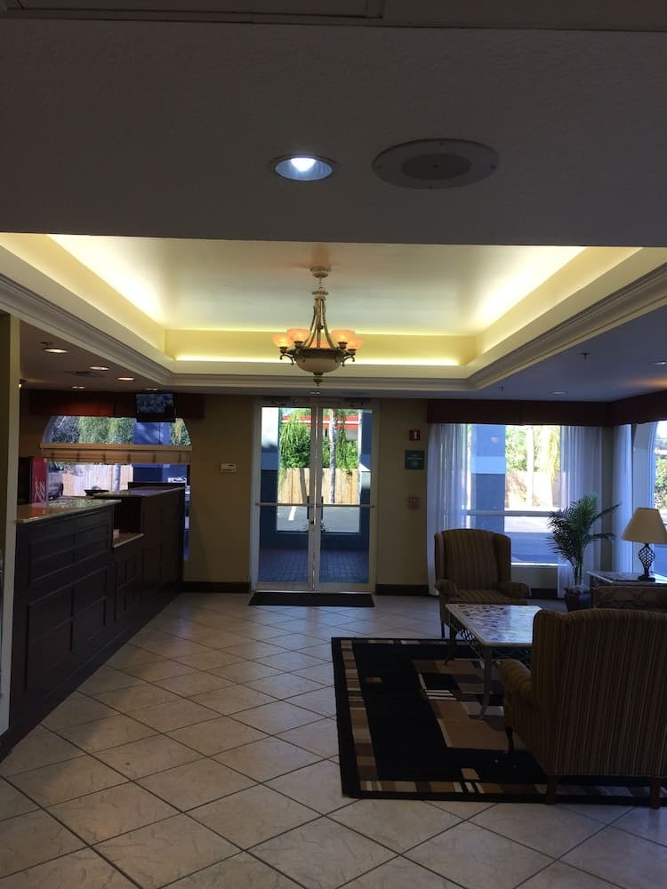 Ruskin Inn Hotel gallery photo in Ruskin, FL — image 29