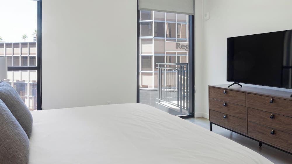 Landing Apartments near Tucson Convention Center interior in Tucson, AZ — gallery photo 2