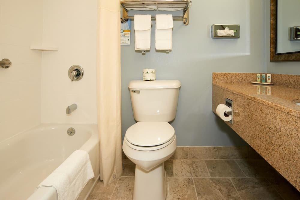 Quality Inn Bourne - Cape Cod property views in Buzzards Bay, MA — gallery photo 3