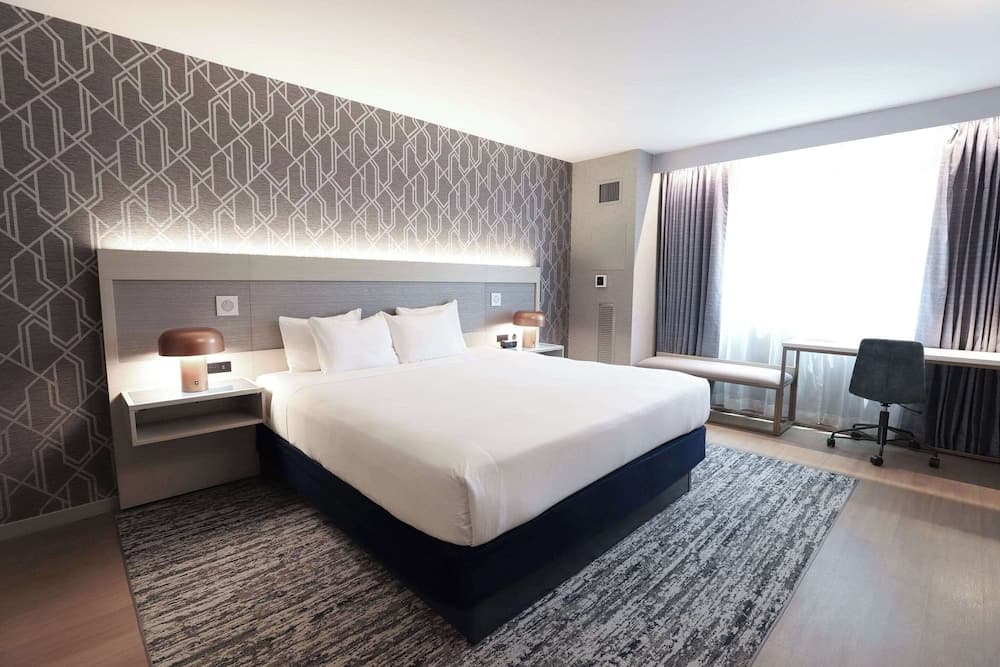 Radisson Plaza Hotel at Kalamazoo Center gallery photo in Kalamazoo, MI — image 62