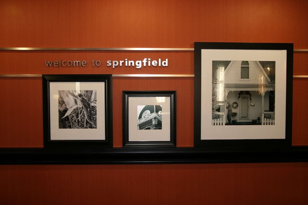 Hampton Inn & Suites Springfield-Southwest property views in Springfield, IL — gallery photo 3