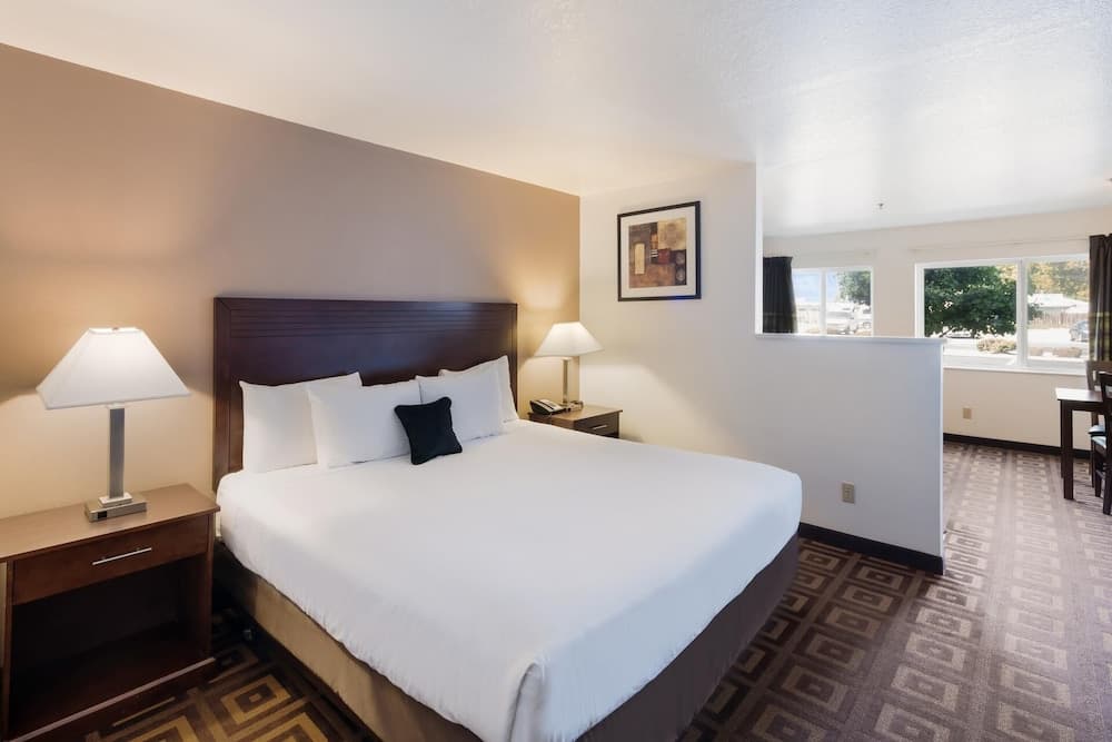 Quality Inn & Suites Kennewick Tri-Cities gallery photo in Kennewick, WA — image 31