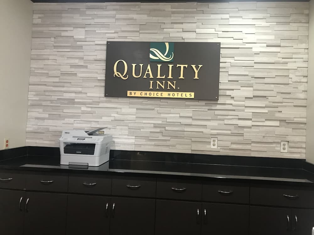 Quality Inn Forsyth - Decatur featured exterior or lobby in Forsyth, IL — similar hotel