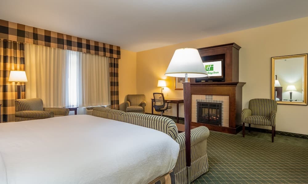 Holiday Inn & Conference Center Marshfield by IHG property views in Marshfield, WI — gallery photo 3