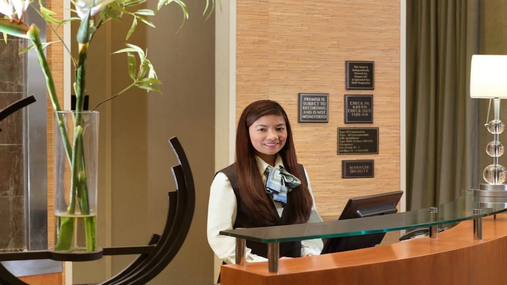 Holiday Inn Hotel & Suites Williamsburg-Historic Gateway by IHG interior in Williamsburg, VA — gallery photo 2