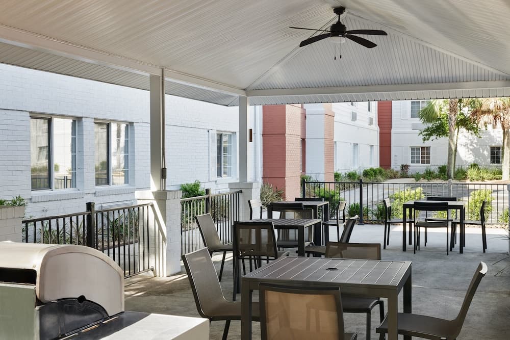 Candlewood Suites I-26 at Northwoods Mall by IHG gallery photo in North Charleston, SC — image 40