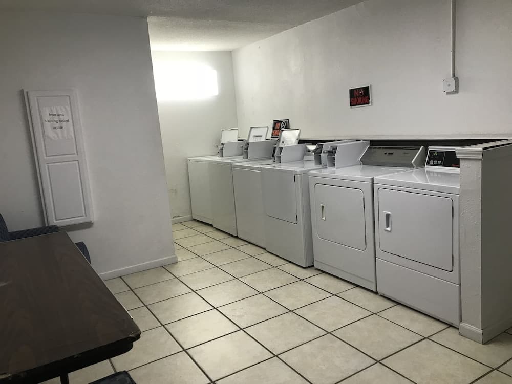 Carmel Inn & Suites gallery photo in Thibodaux, LA — image 33