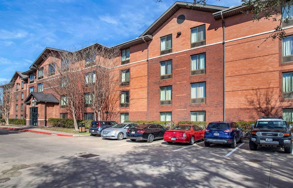Extended Stay America Suites Houston Westchase Westheimer featured exterior or lobby in Houston, TX — similar hotel