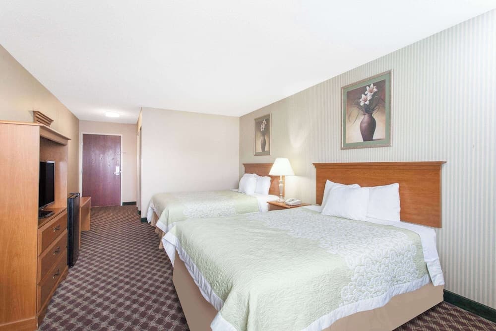 Days Inn & Suites by Wyndham Seaford gallery photo in Seaford, DE — image 16