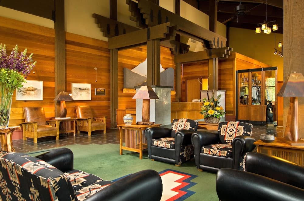 Wuksachi Lodge property views in Sequoia National Park, CA — gallery photo 3
