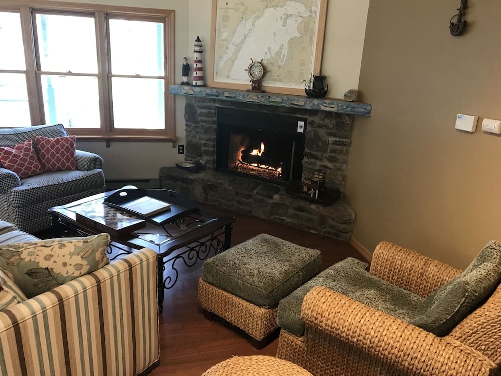 Harbor Light Inn interior in Ellison Bay, WI — gallery photo 2