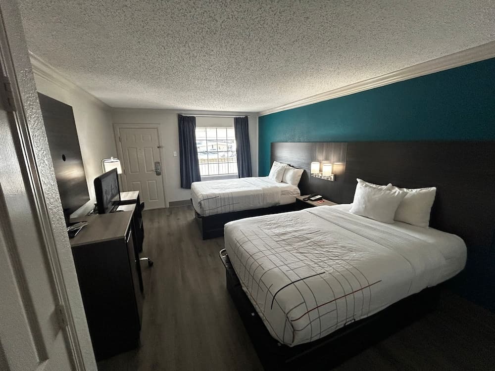 Quality Inn & Suites gallery photo in Metairie, LA — image 10