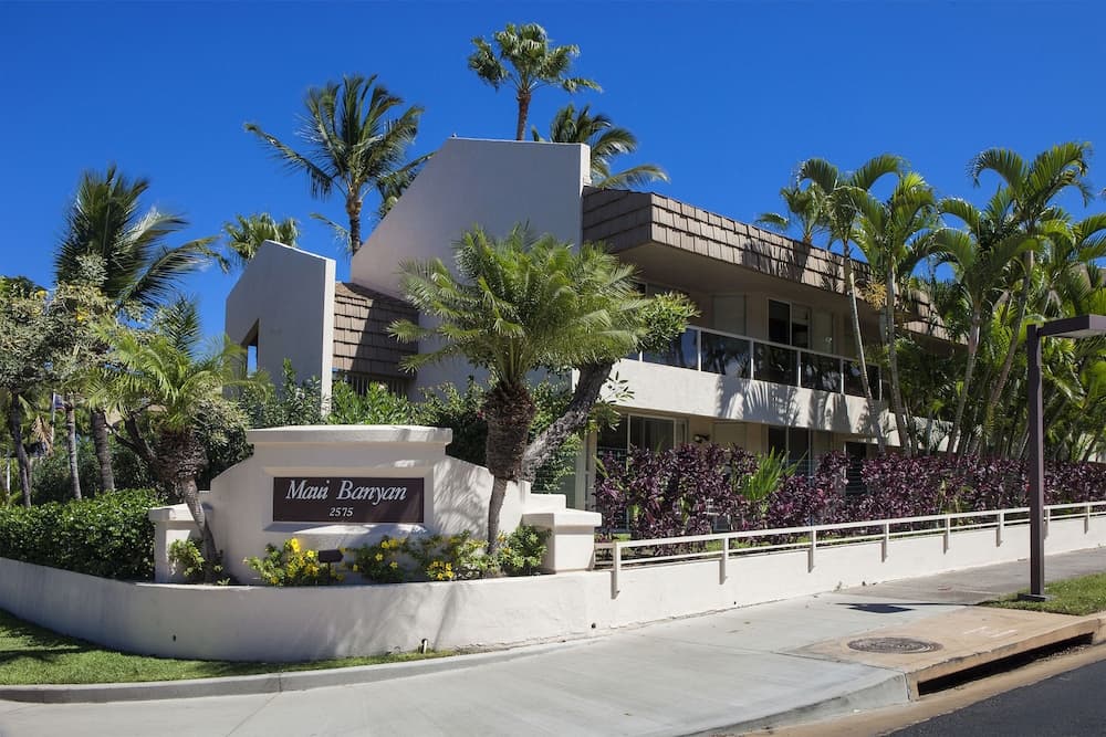 AEI at Maui Banyan featured exterior or lobby in Kihei, HI — similar hotel