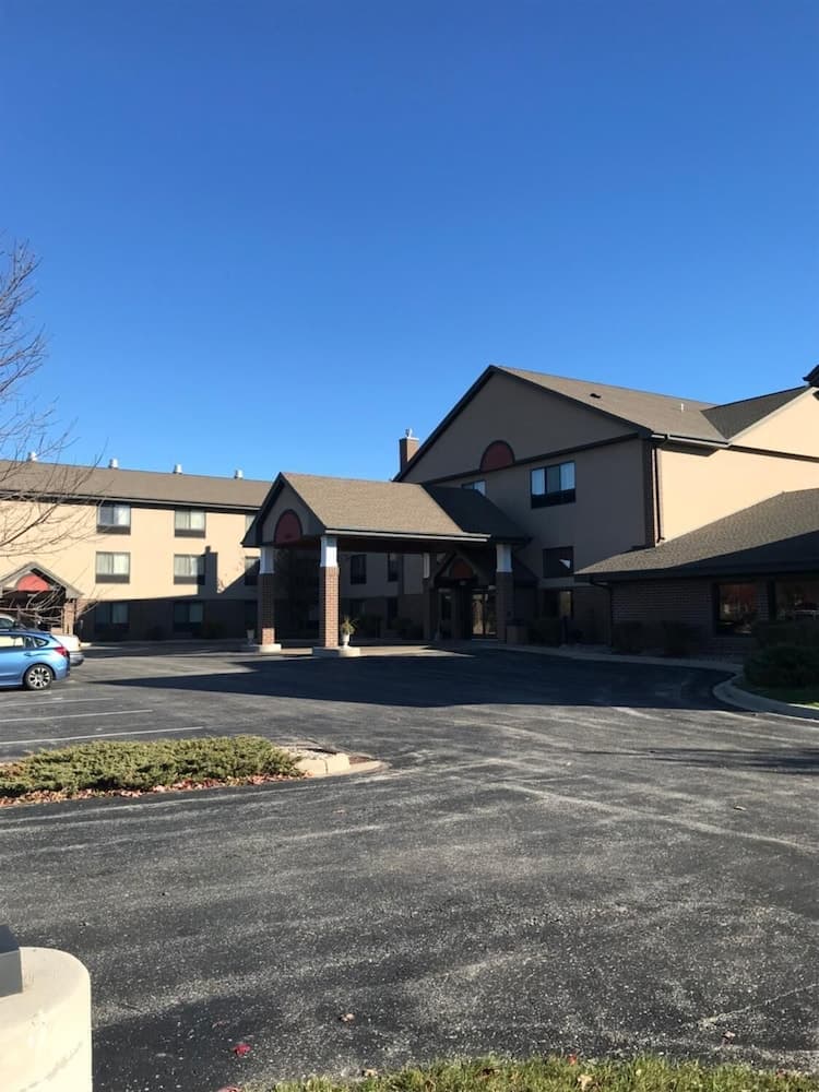 AmericInn by Wyndham Appleton North/Little Chute featured exterior or lobby in Appleton, WI — similar hotel