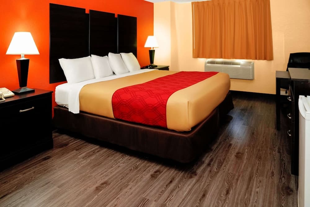 Econo Lodge Rome South property views in Rome, GA — gallery photo 3