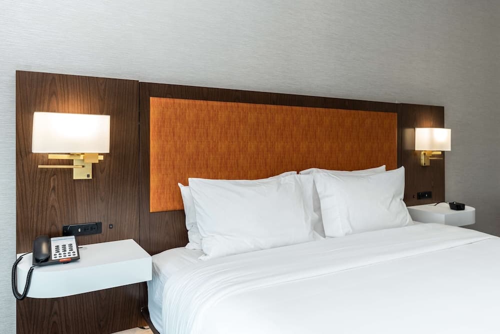 Hampton Inn & Suites Houston Sugar Land interior in Sugar Land, TX — gallery photo 2