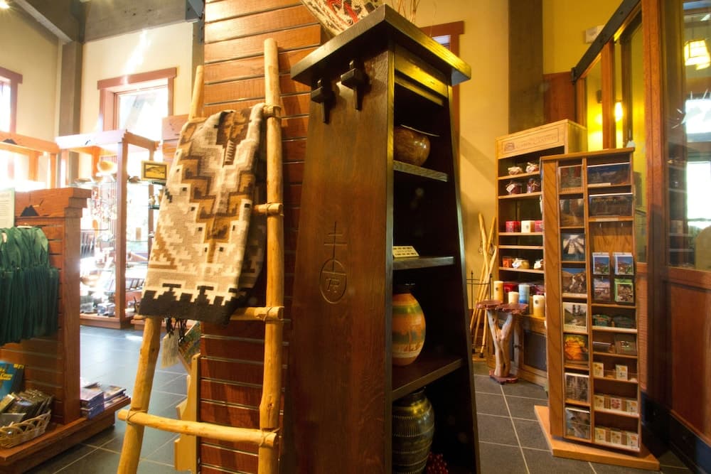 Wuksachi Lodge gallery photo in Sequoia National Park, CA — image 49