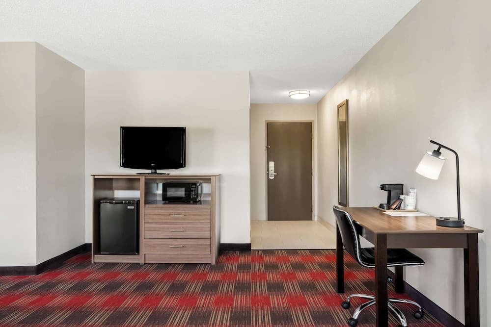 Best Western Dartmouth-New Bedford gallery photo in North Dartmouth, MA — image 6