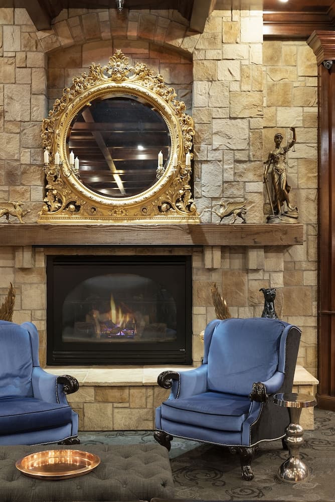 Des Lux Hotel gallery photo in Des Moines, IA — image 57