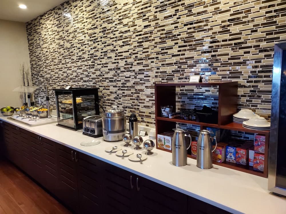 Crowne Plaza Springfield Convention Center by IHG gallery photo in Springfield, IL — image 76
