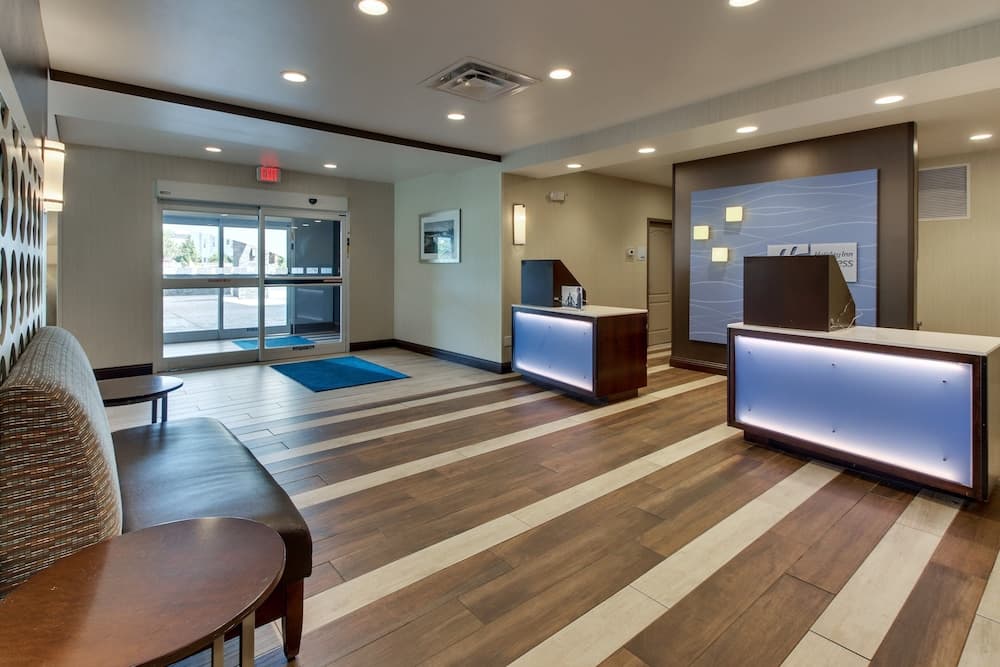 Holiday Inn Express Cheektowaga North East by IHG gallery photo in Buffalo, NY — image 33