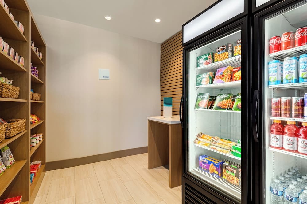 Holiday Inn Express & Suites Hayward - Castro Valley by IHG gallery photo in Hayward, CA — image 29
