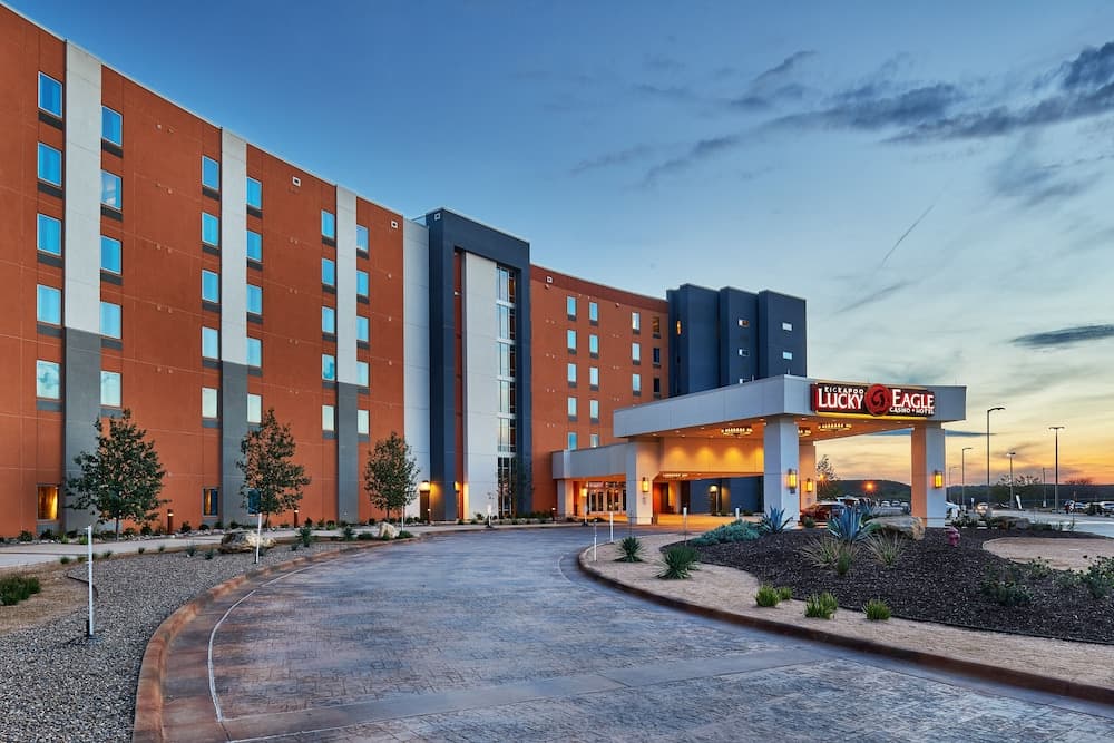 Kickapoo Lucky Eagle Casino Hotel featured exterior or lobby in Eagle Pass, TX — similar hotel