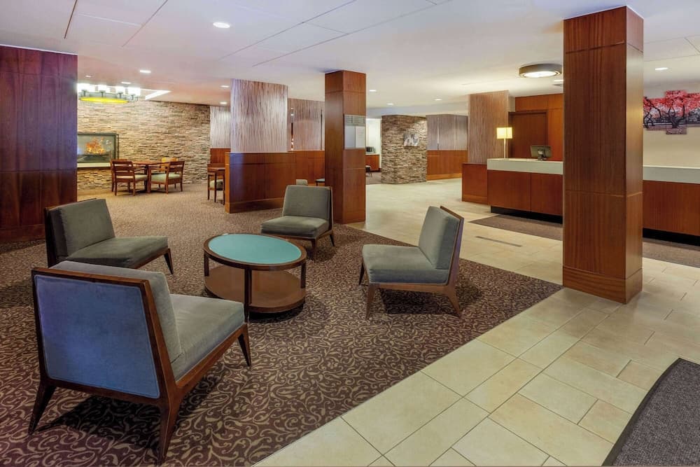 Randolph Hotel Liverpool/Syracuse/Airport West, Trademark property views in Liverpool, NY — gallery photo 3