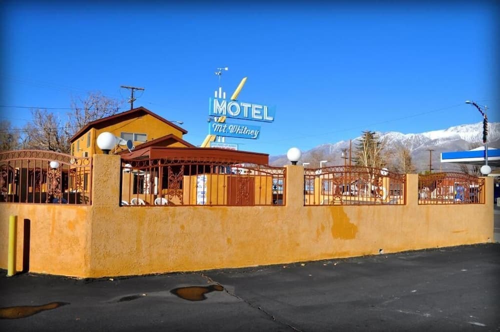 Mt Whitney Motel property views in Lone Pine, CA — gallery photo 3