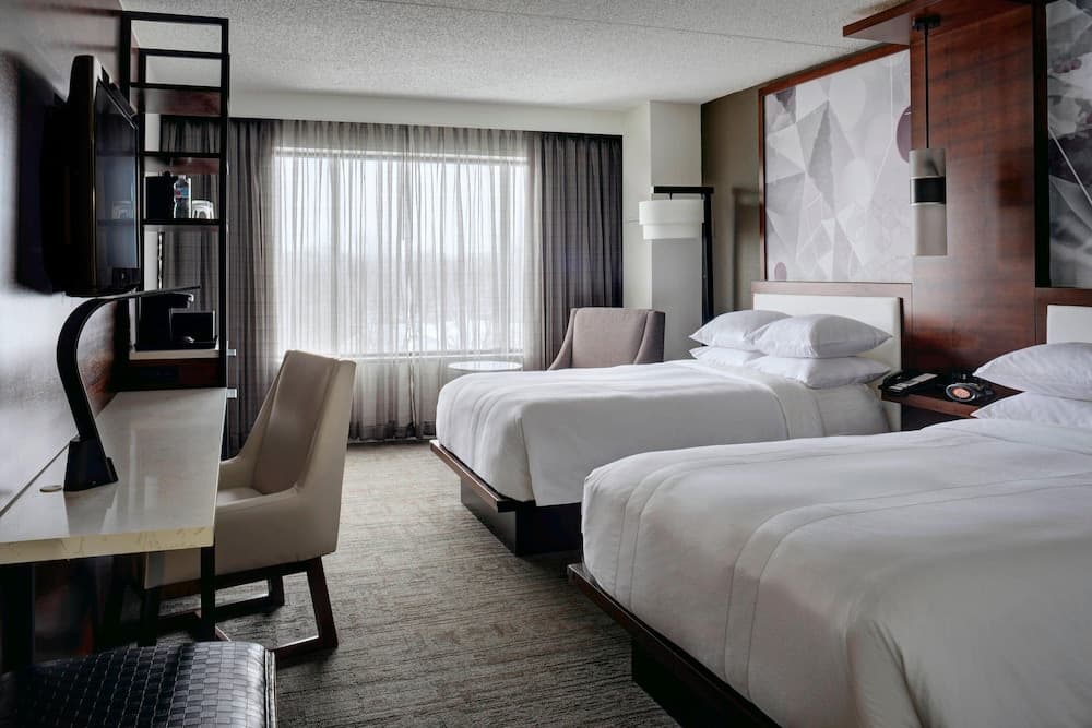 Marriott East Lansing at University Place gallery photo in East Lansing, MI — image 16