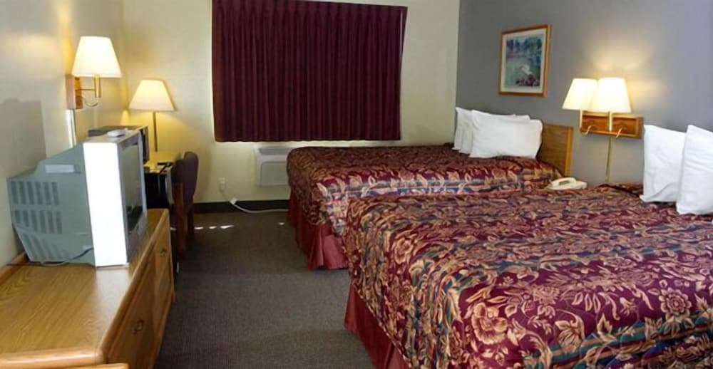 Cherokee Inn property views in Cherokee, IA — gallery photo 3
