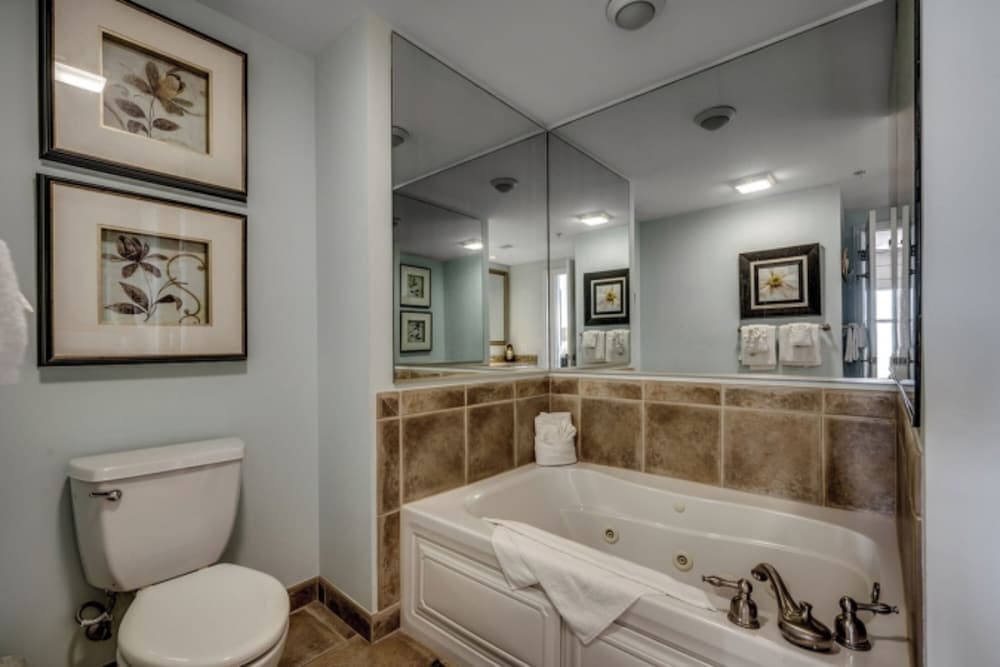 North Beach Resort & Villas gallery photo in North Myrtle Beach, SC — image 216
