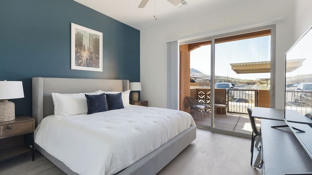Landing Apartments Oro Valley exterior or lobby in Oro Valley, AZ — main listing photo