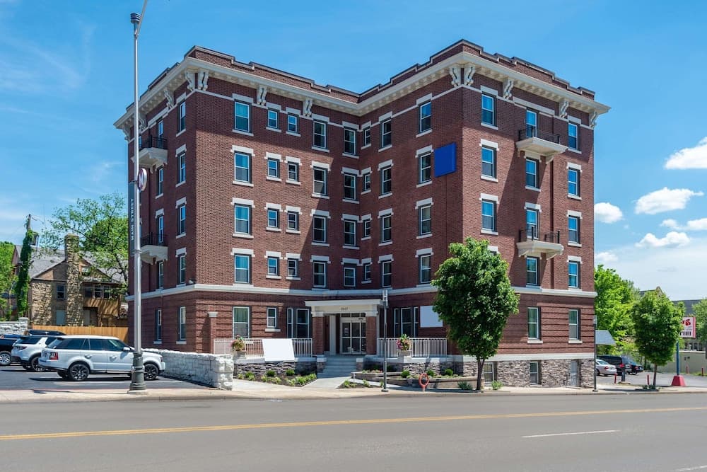 Quality Inn & Suites Kansas City Downtown — hotel in Kansas City, Missouri