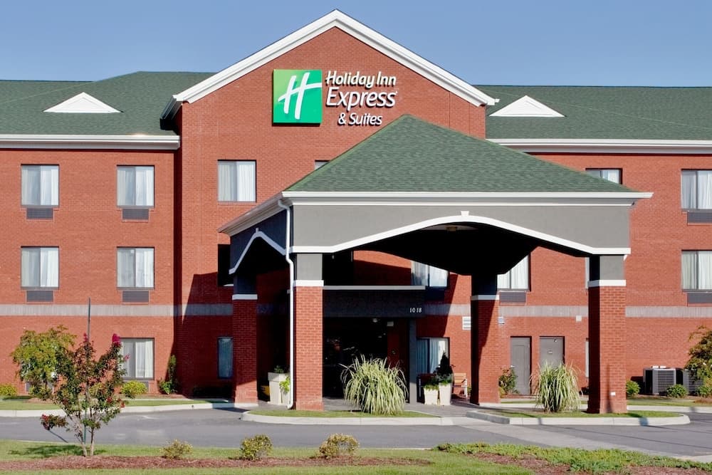 Holiday Inn Express Hotel & Suites Suffolk by IHG featured exterior or lobby in Suffolk, VA — similar hotel