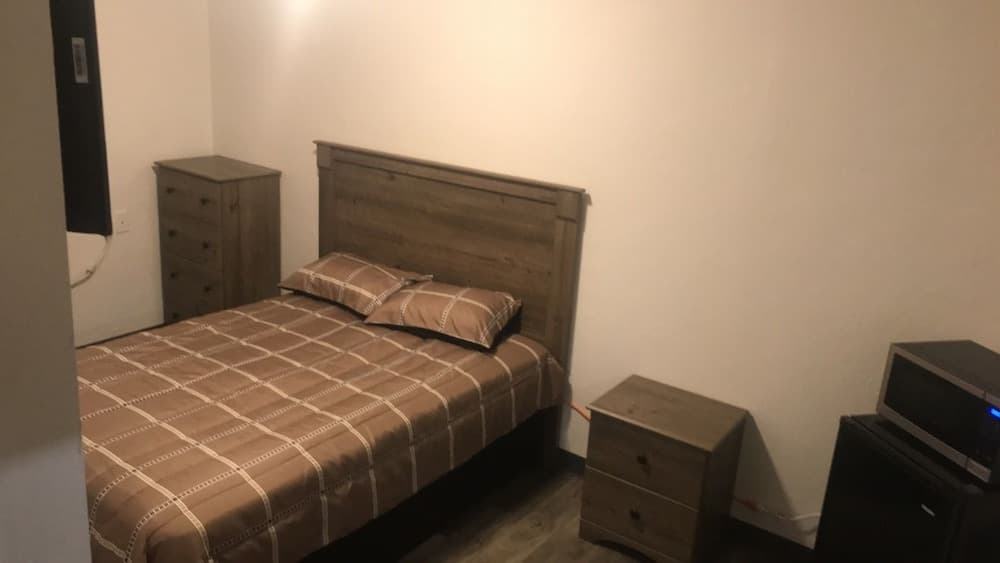 Rose's Lodging property views in Boonville, MO — gallery photo 3