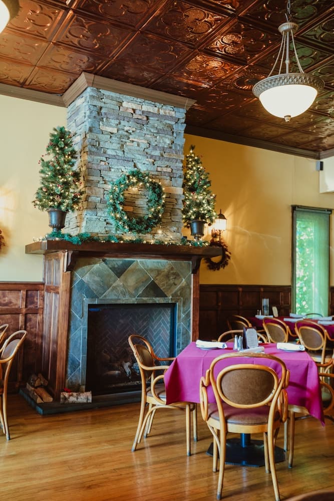 The Hotel Belvidere gallery photo in Hawley, PA — image 27